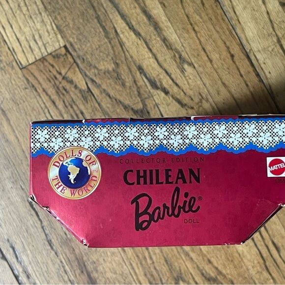 Chilean Barbie Doll Dolls of World
#18559 Collector Edition 1997
Mattel Chile - Picture 4 of 5